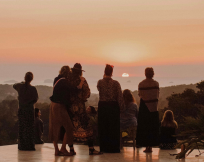 Women´s Yoga Retreat Womens Retreat in Mallorca, Ibiza and Portugal.