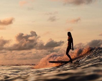 longboard surfing for girls in portugal 2023
