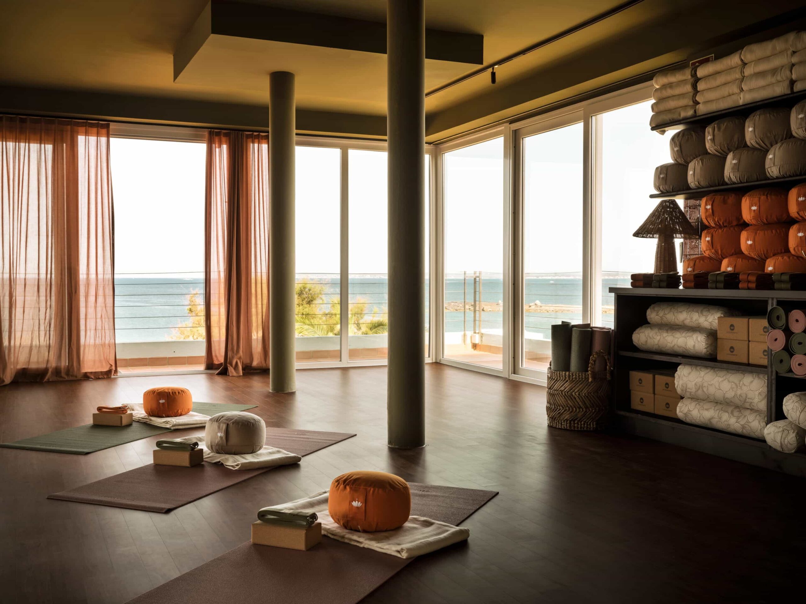 Yoga_Seaview_Room_Bikini_Hotel_Es_Trenc (1) Yoga Retreat Mallorca April 2027