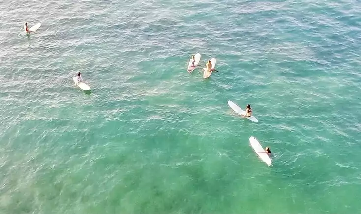 longboard surfing girls in sri lanka longboard surfing for girls in sri lanka 2024